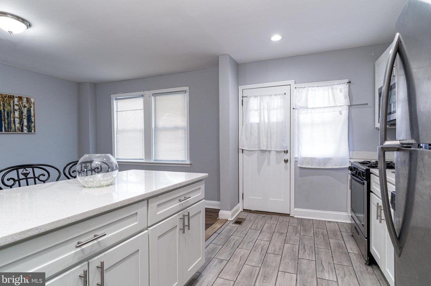 1015 Lyndhurst St, Baltimore MD  21229-1925 exterior