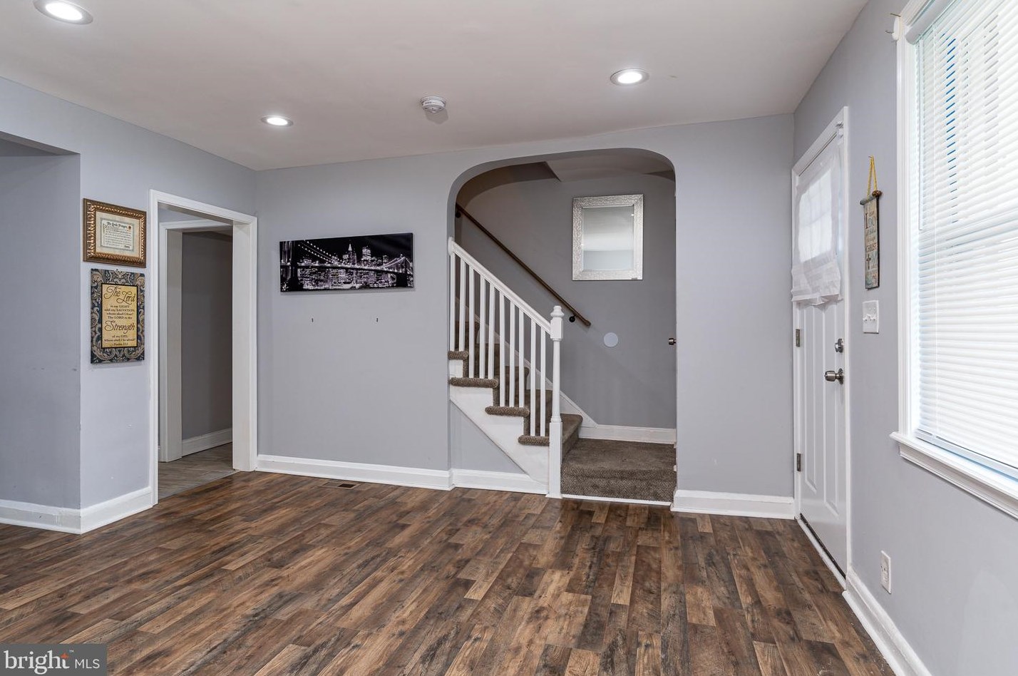 1015 Lyndhurst St, Baltimore MD  21229-1925 exterior