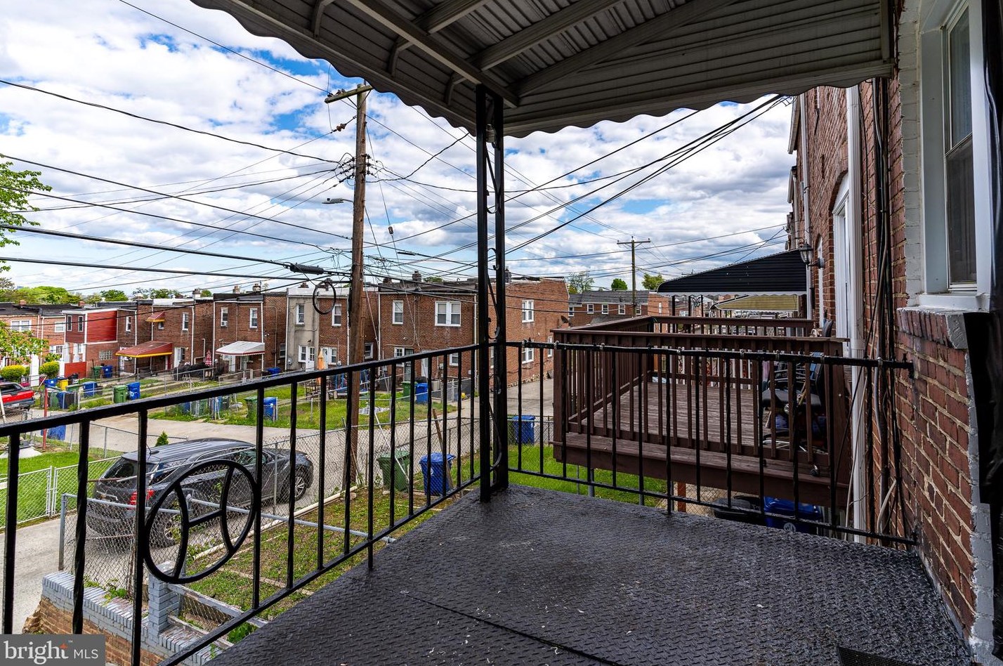 1015 Lyndhurst St, Baltimore MD  21229-1925 exterior