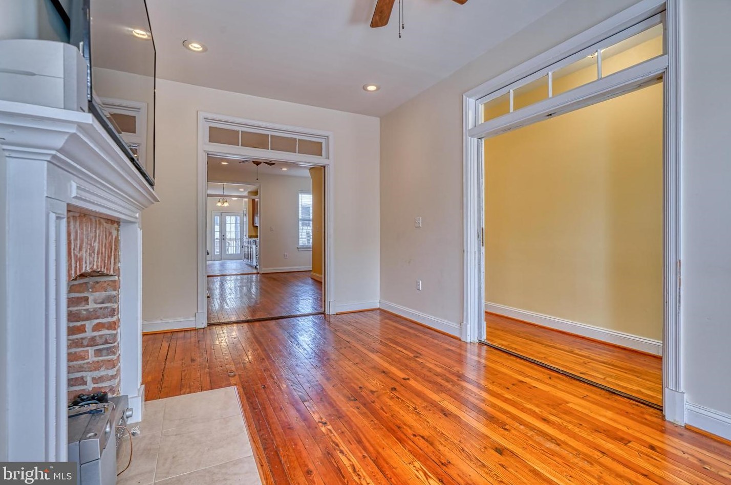 105 Montford Ave, Baltimore MD  21224-1015 exterior