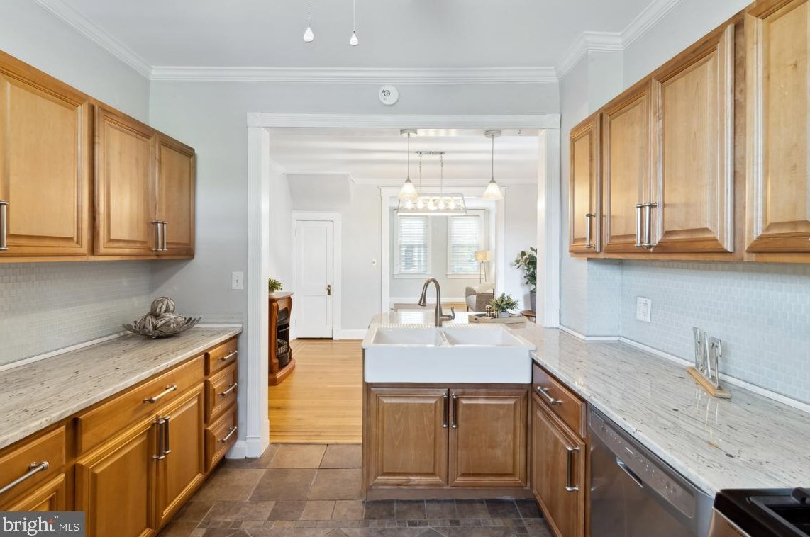 729 Grundy St, Baltimore MD  21224-4344 exterior