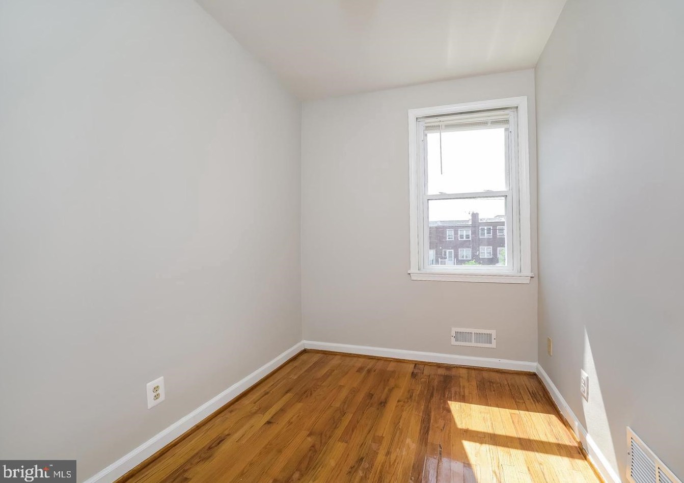 822 Umbra St, Baltimore MD  21224-4611 exterior