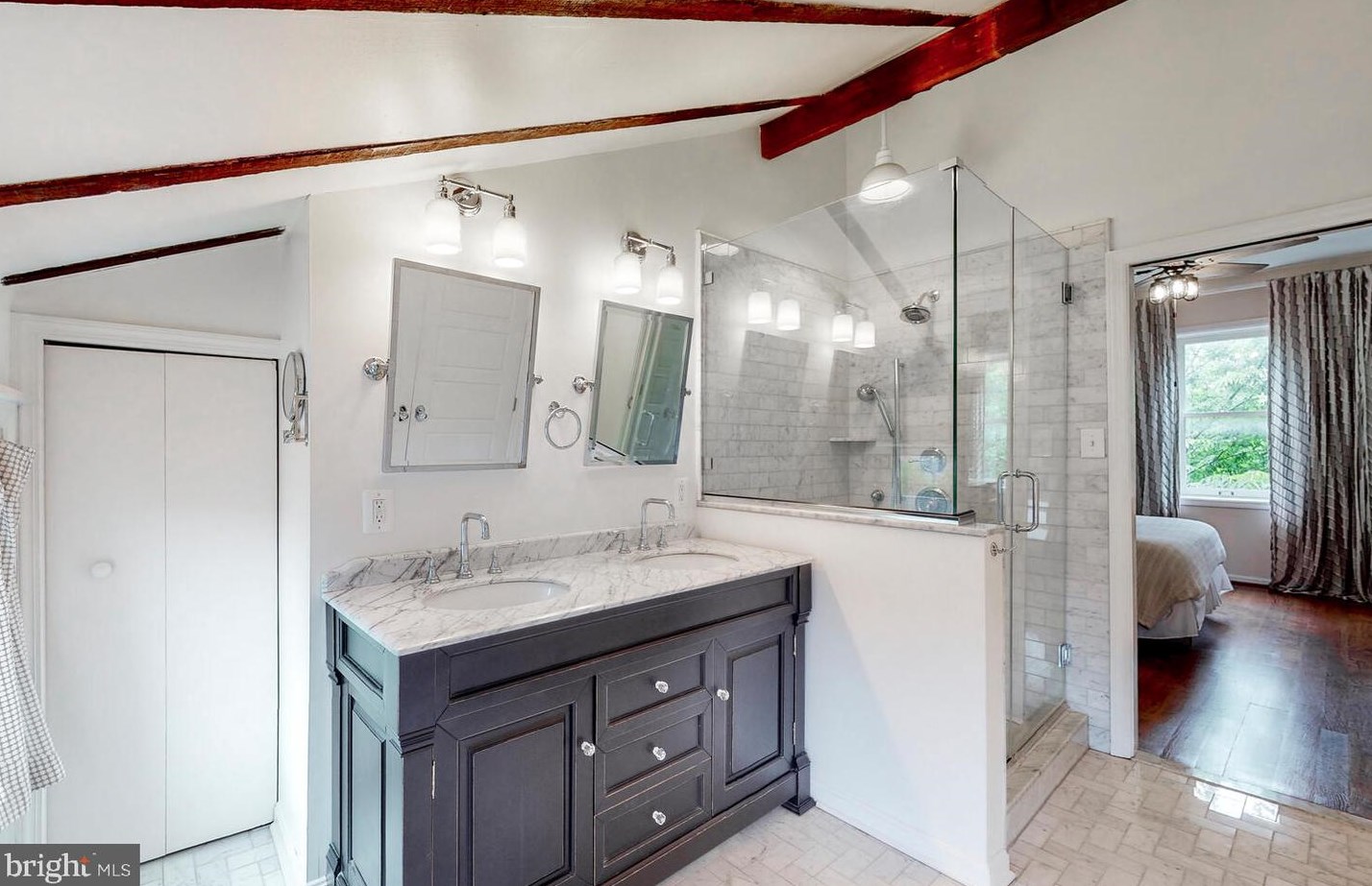 128 Lee St, Baltimore MD  21201-2421 exterior