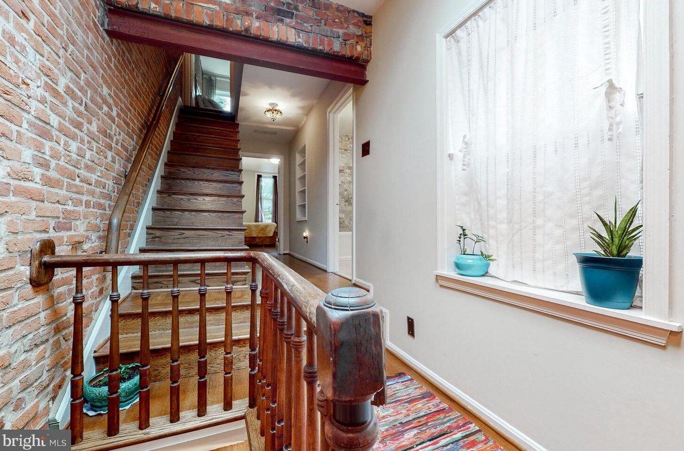 128 Lee St, Baltimore MD  21201-2421 exterior