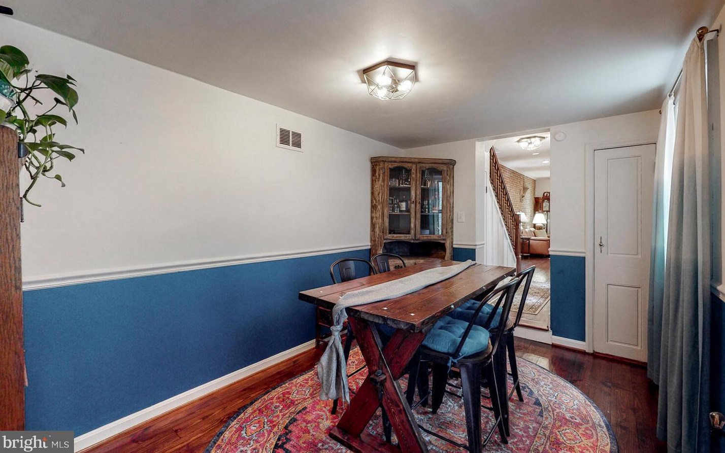 128 Lee St, Baltimore MD  21201-2421 exterior