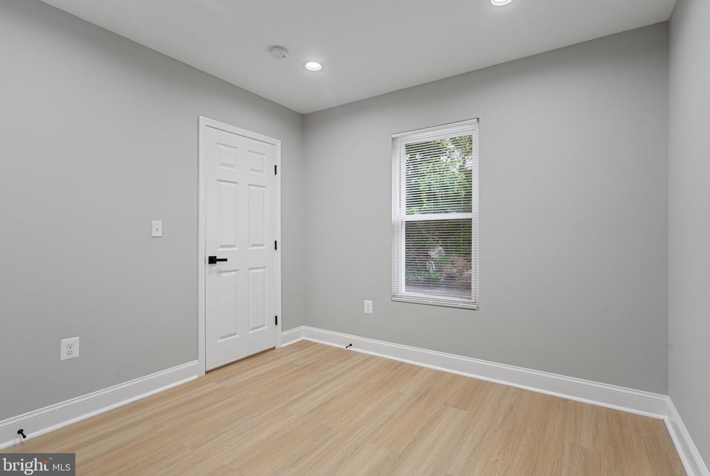 3200 Piedmont Ave, Baltimore MD  21216-1932 exterior