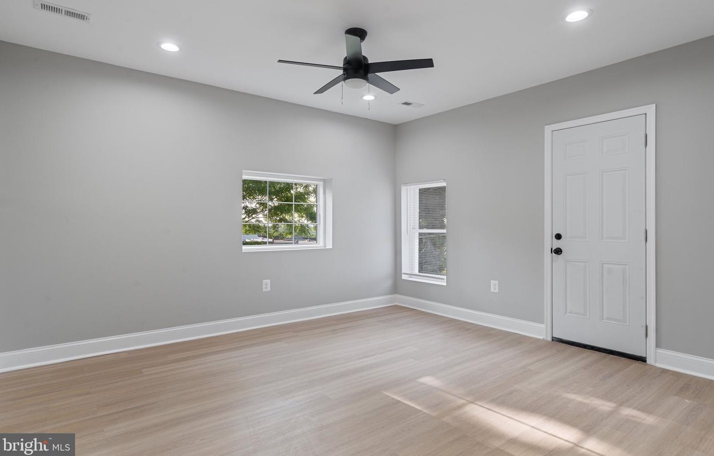 3200 Piedmont Ave, Baltimore MD  21216-1932 exterior