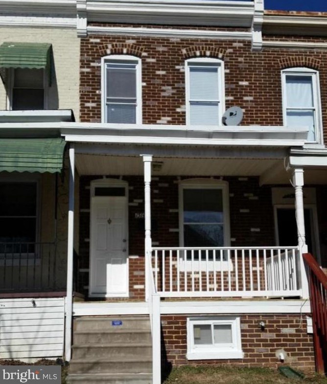 1514 Plum St, Baltimore, MD 21226-1326