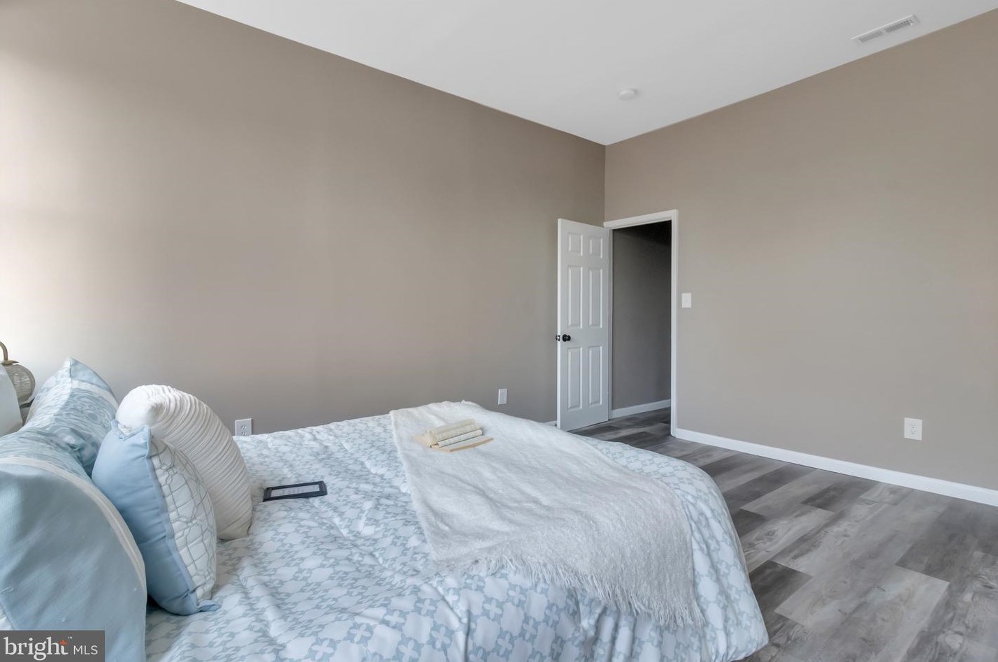 2508 Baltimore St, Baltimore MD  21224-1127 exterior