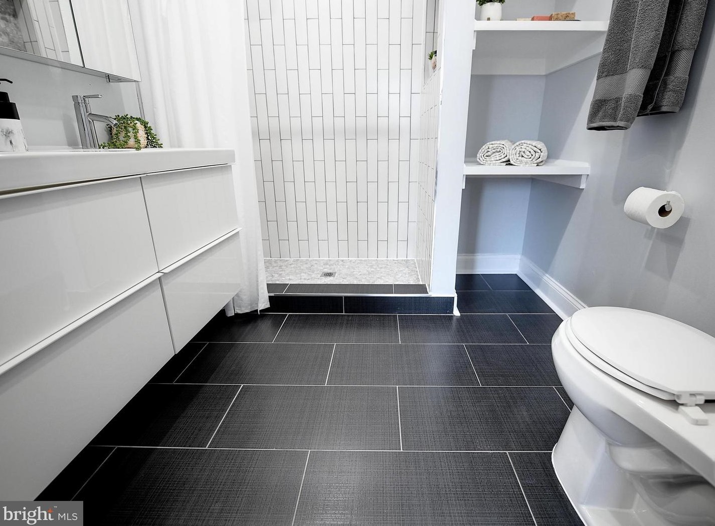 3025 Baltimore St, Baltimore MD  21224-3771 exterior