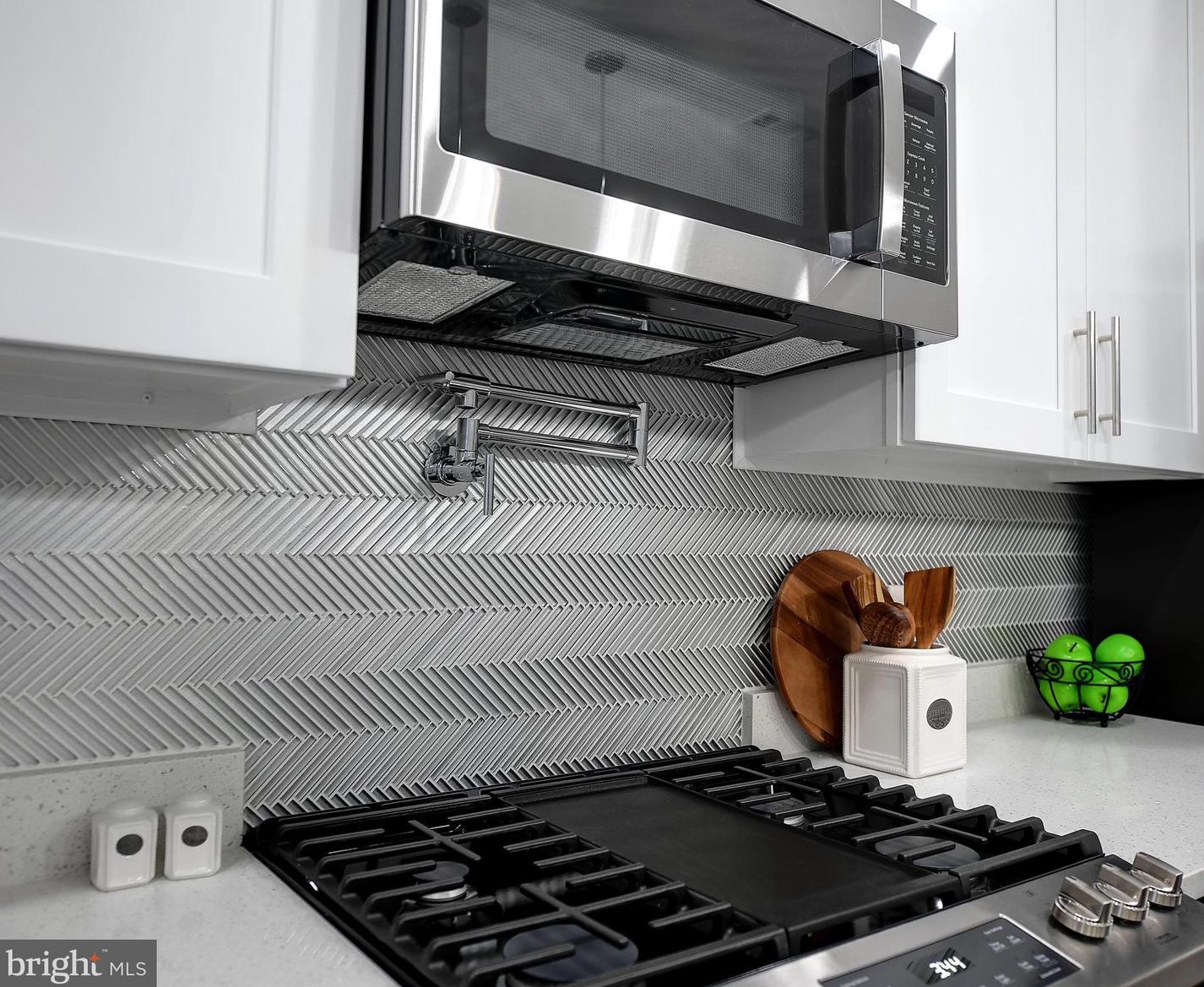 3025 Baltimore St, Baltimore MD  21224-3771 exterior