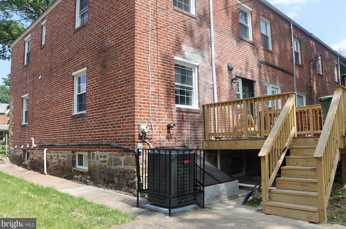 5734 Jonquil Ave, Baltimore MD 21215-3510 exterior