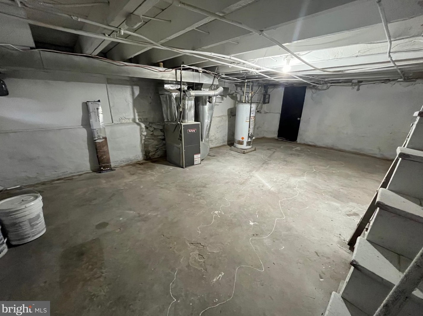 406 Clinton St, Baltimore MD  21224-1450 exterior