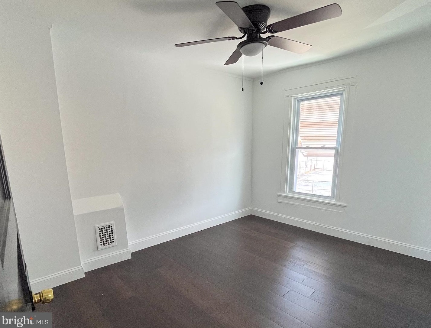 406 Clinton St, Baltimore MD  21224-1450 exterior