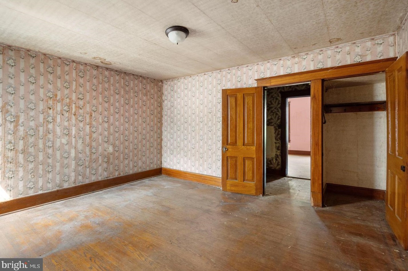 430 Highland Ave, Baltimore MD  21224-1443 exterior