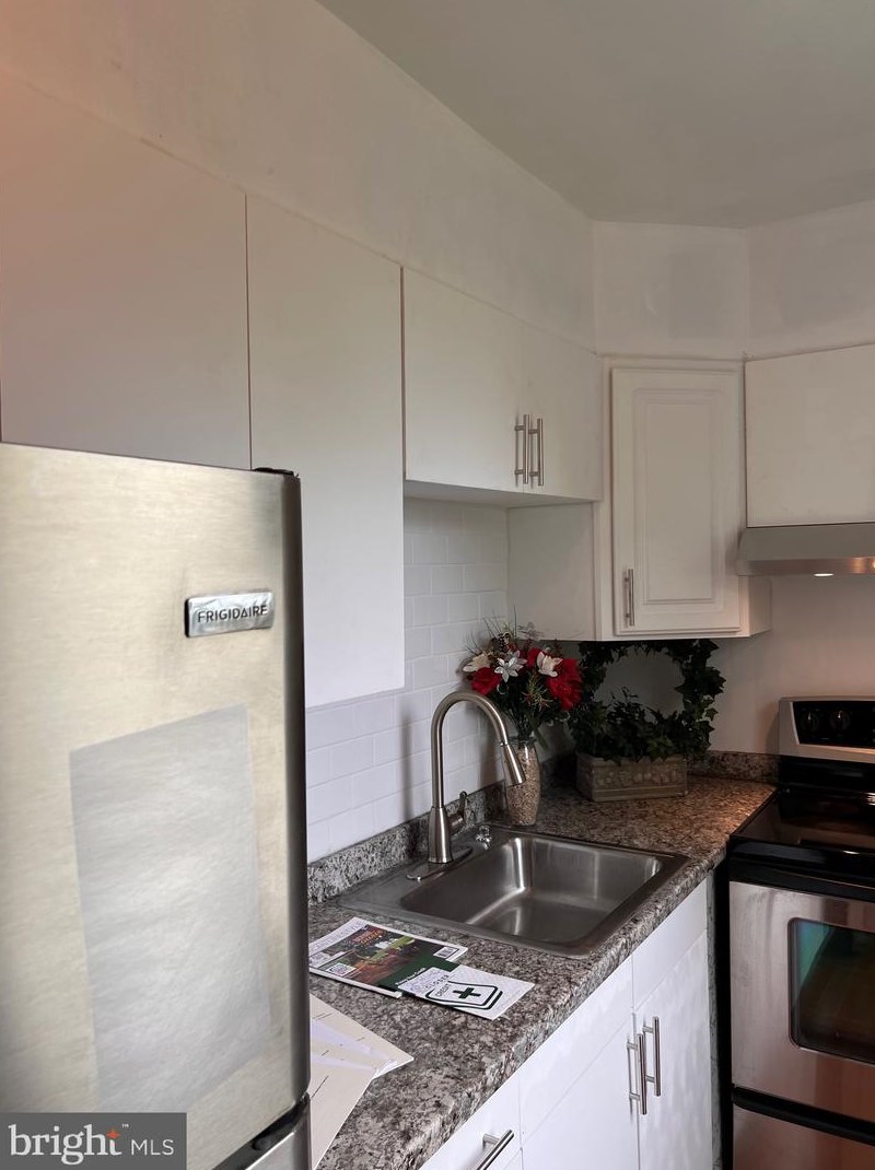 5906 Benton Heights Ave #2nd Floor, Baltimore, MD 21206