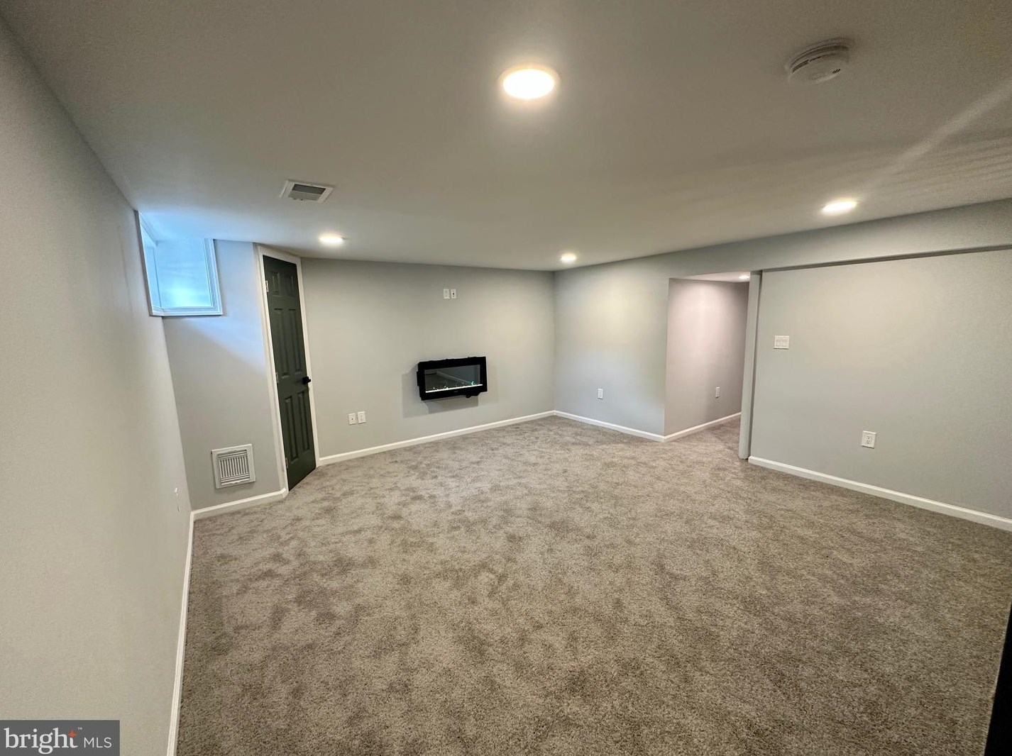 1409 Stonewood Rd, Baltimore MD  21239-3904 exterior