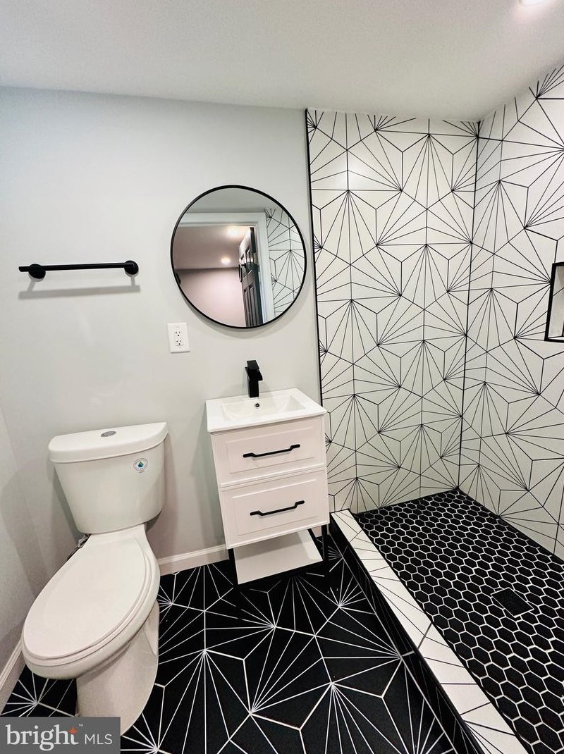 1409 Stonewood Rd, Baltimore MD  21239-3904 exterior