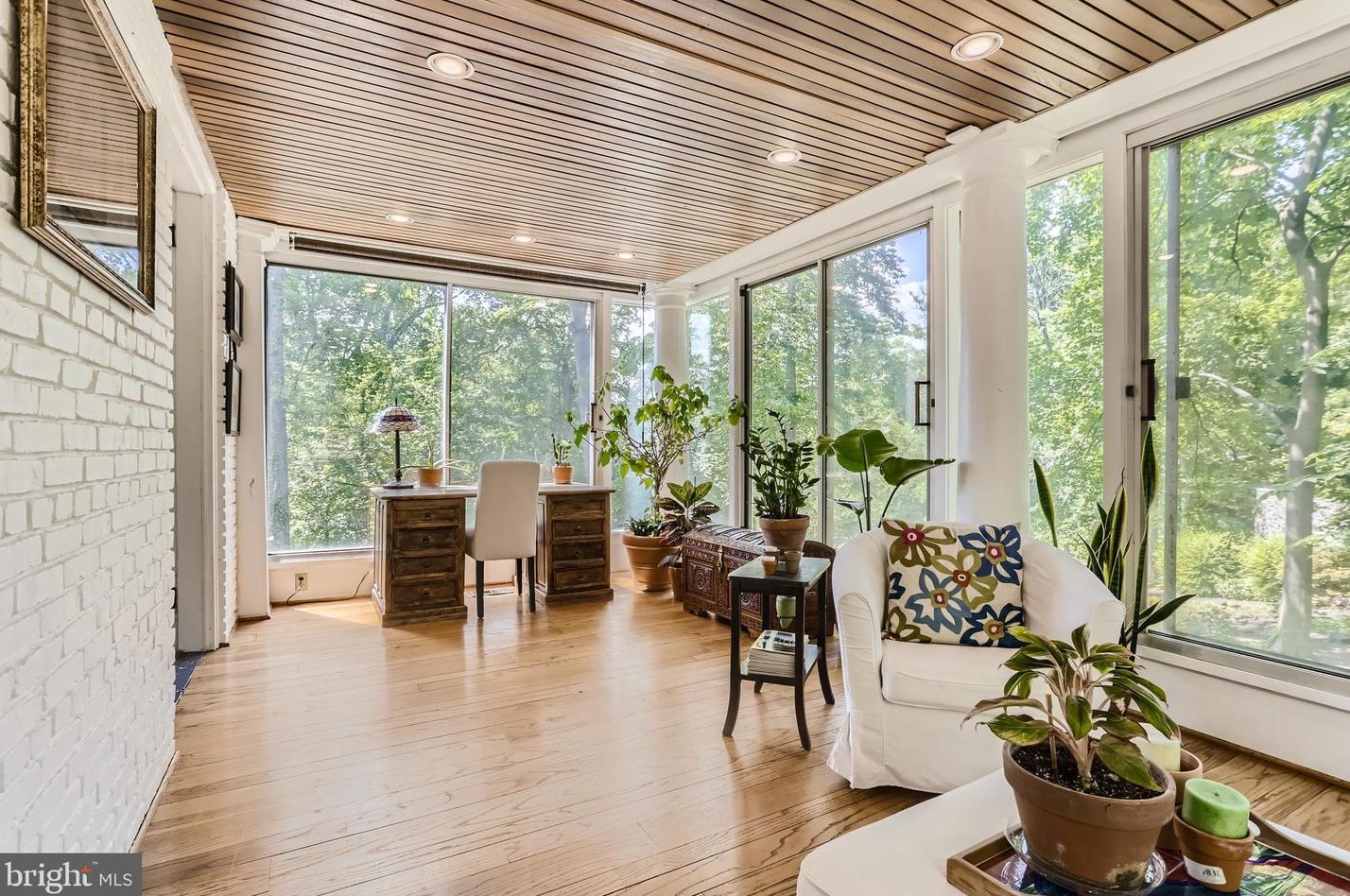 14 Edgevale Rd, Baltimore MD  21210-2253 exterior