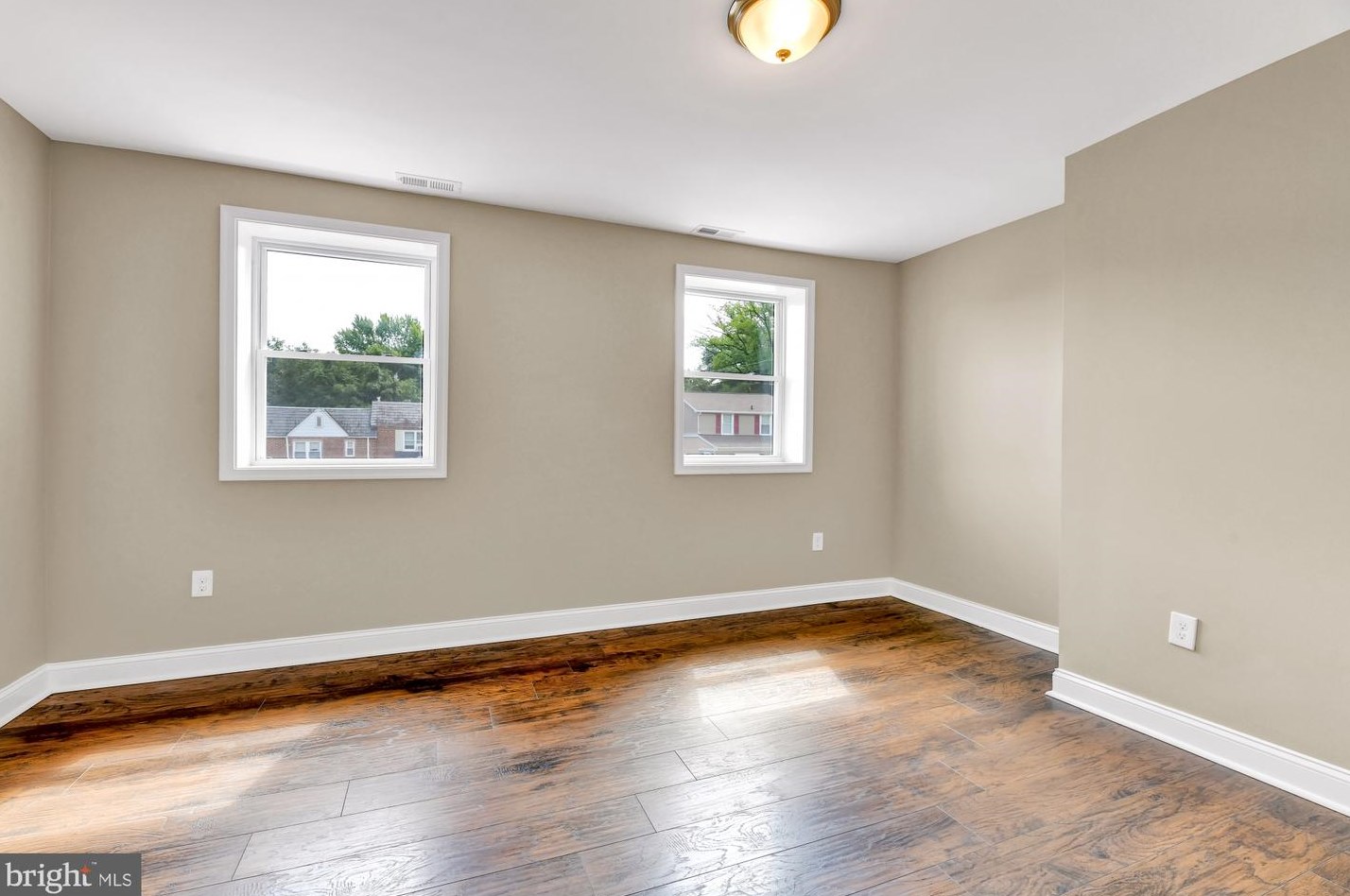 614 E Jeffrey St, Baltimore, MD 21225