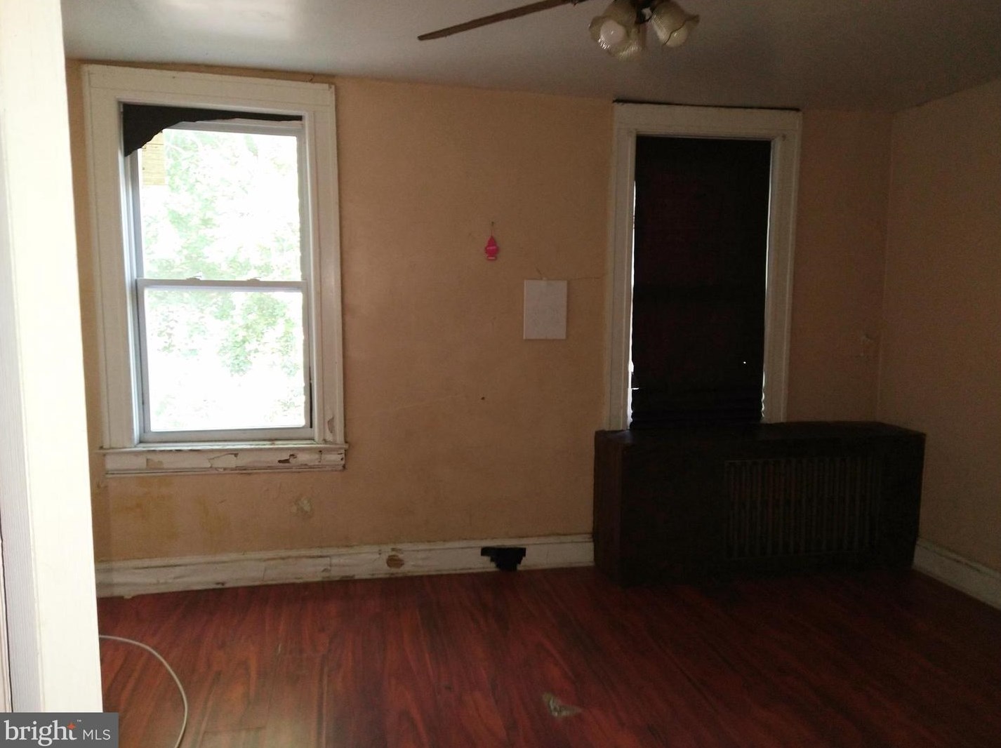 1015 Darley Ave, Baltimore, MD 21218-5528