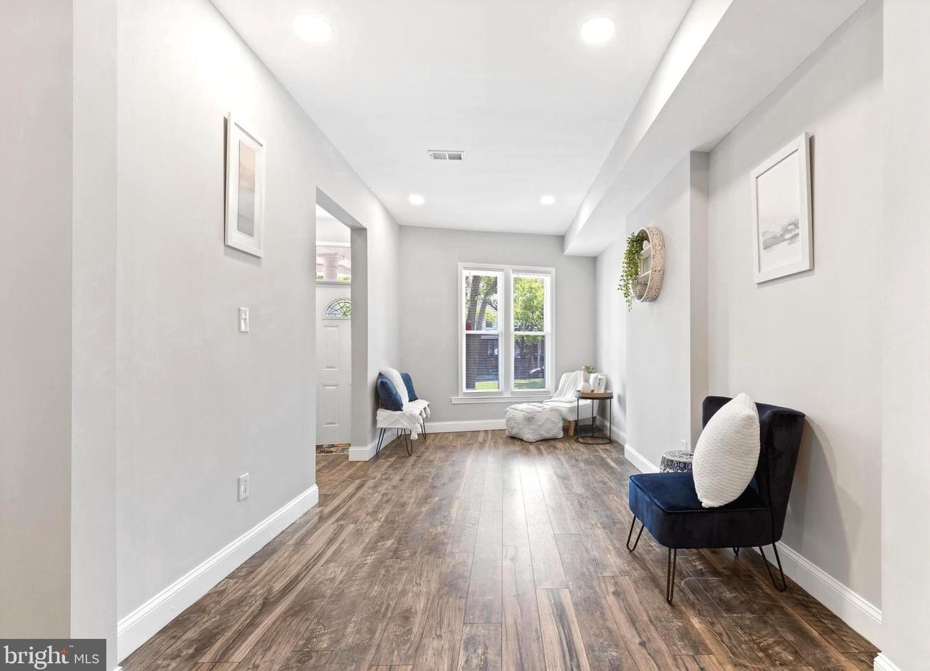 2809 The Alameda, Baltimore MD  21218-3728 exterior