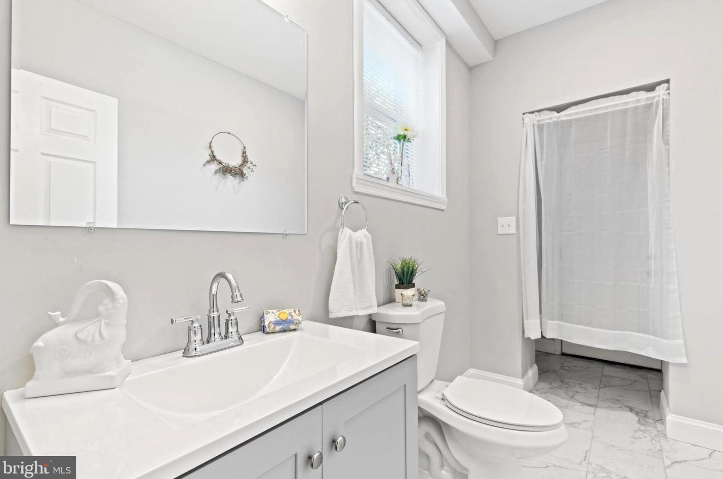 2809 The Alameda, Baltimore MD  21218-3728 exterior