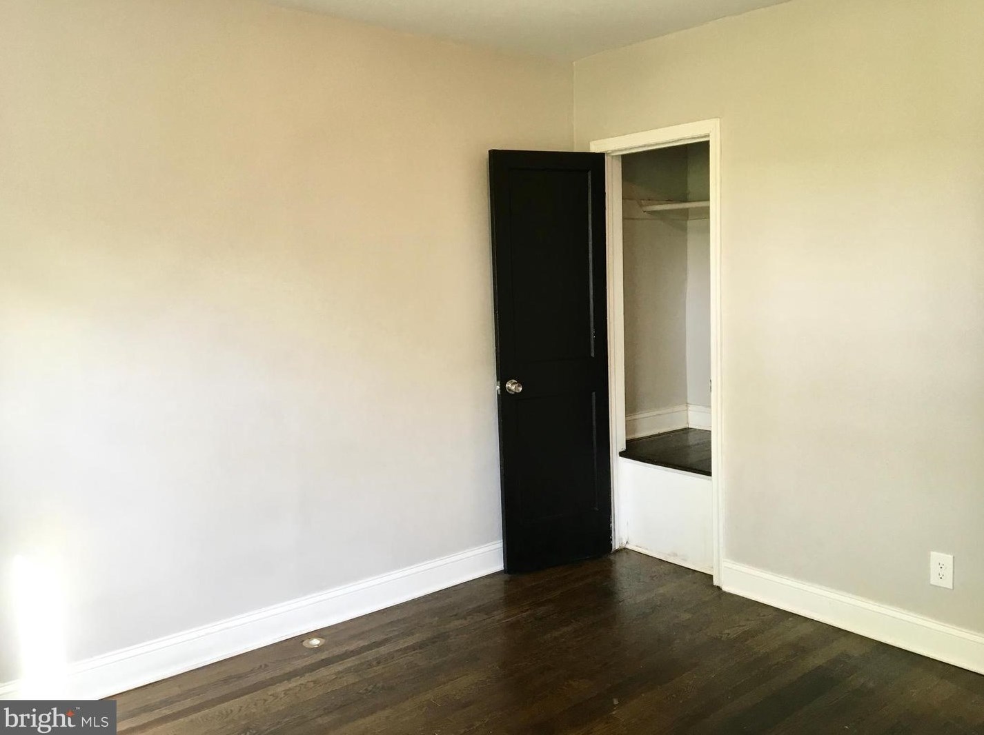 1111 Gleneagle Rd #2, Baltimore, MD 21239