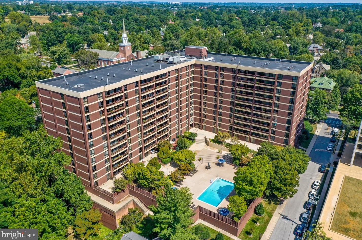 4100 Charles St, Baltimore MD  21218-1060 exterior