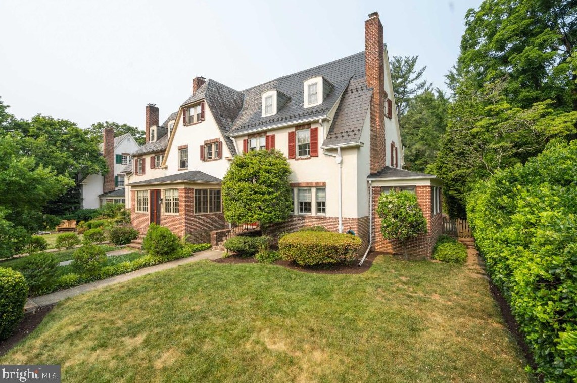 4212 Wickford Rd, Baltimore, MD 21210-2930