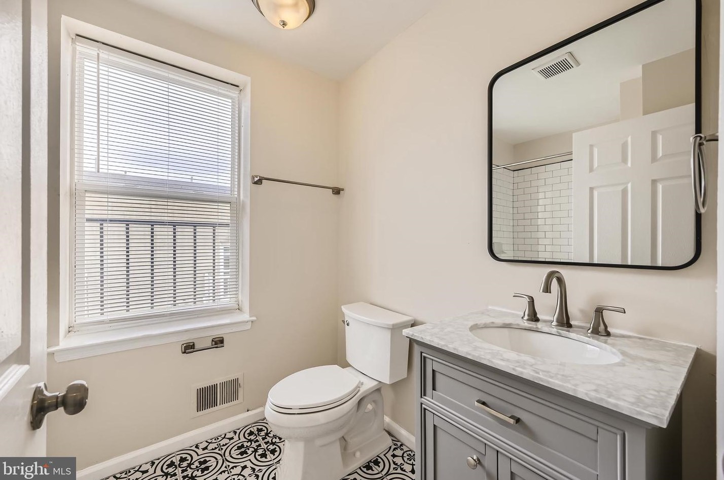 2024 Baltimore St, Baltimore MD  21231-1108 exterior