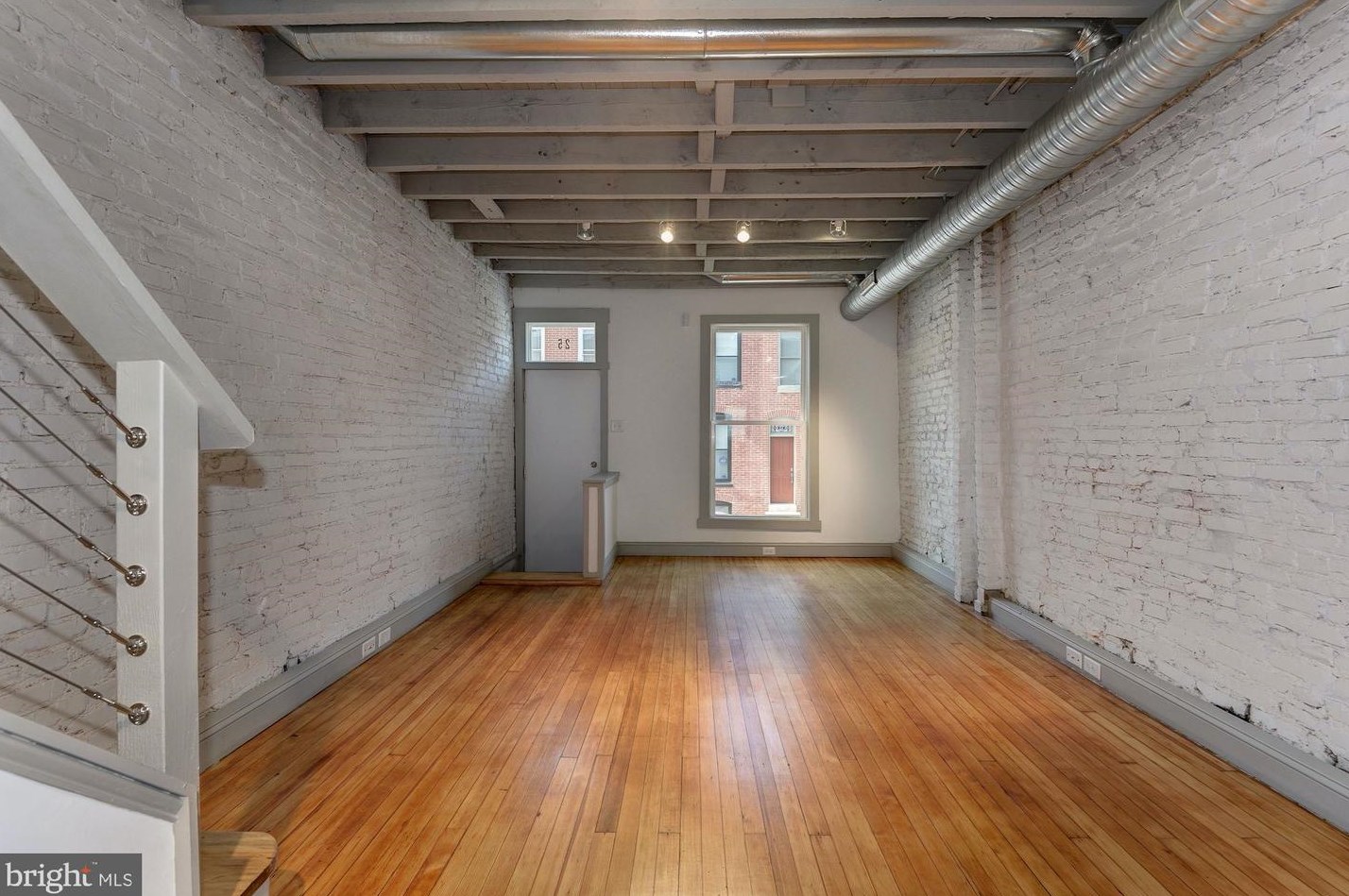 25 Robinson St, Baltimore MD  21224-2256 exterior