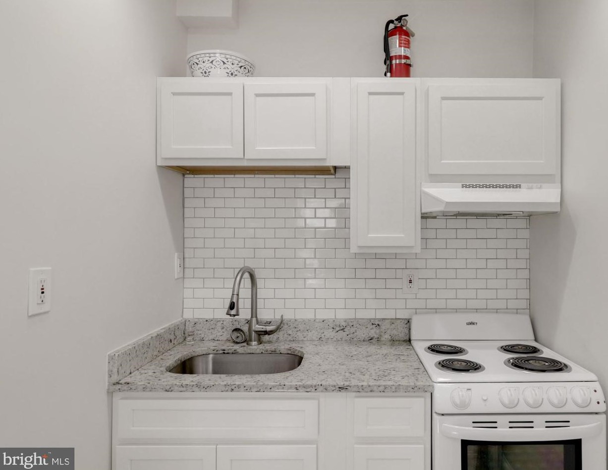 857 N Howard St #1r, Baltimore, MD 21201