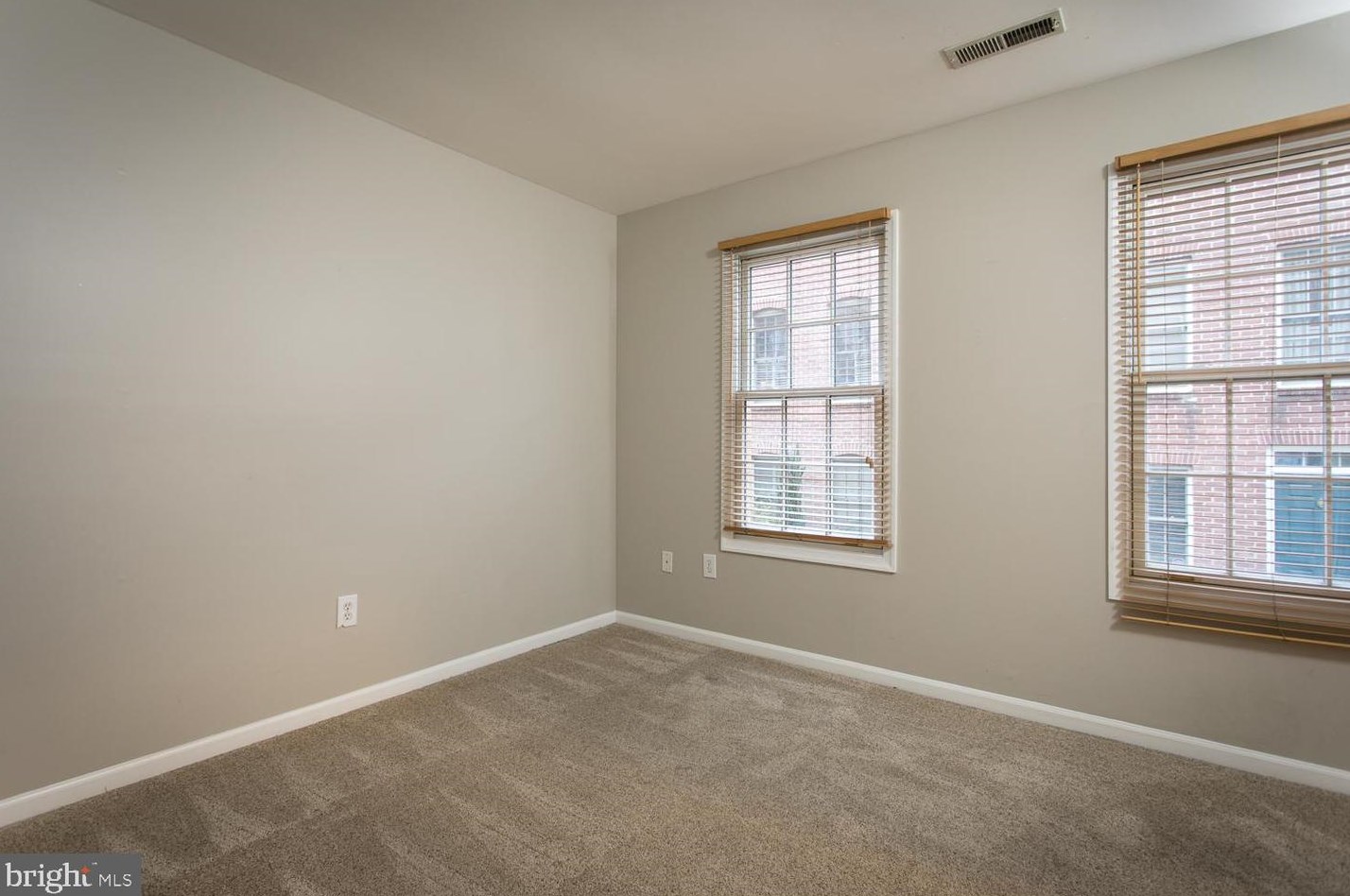 12 Churchill St, Baltimore MD  21230-3907 exterior