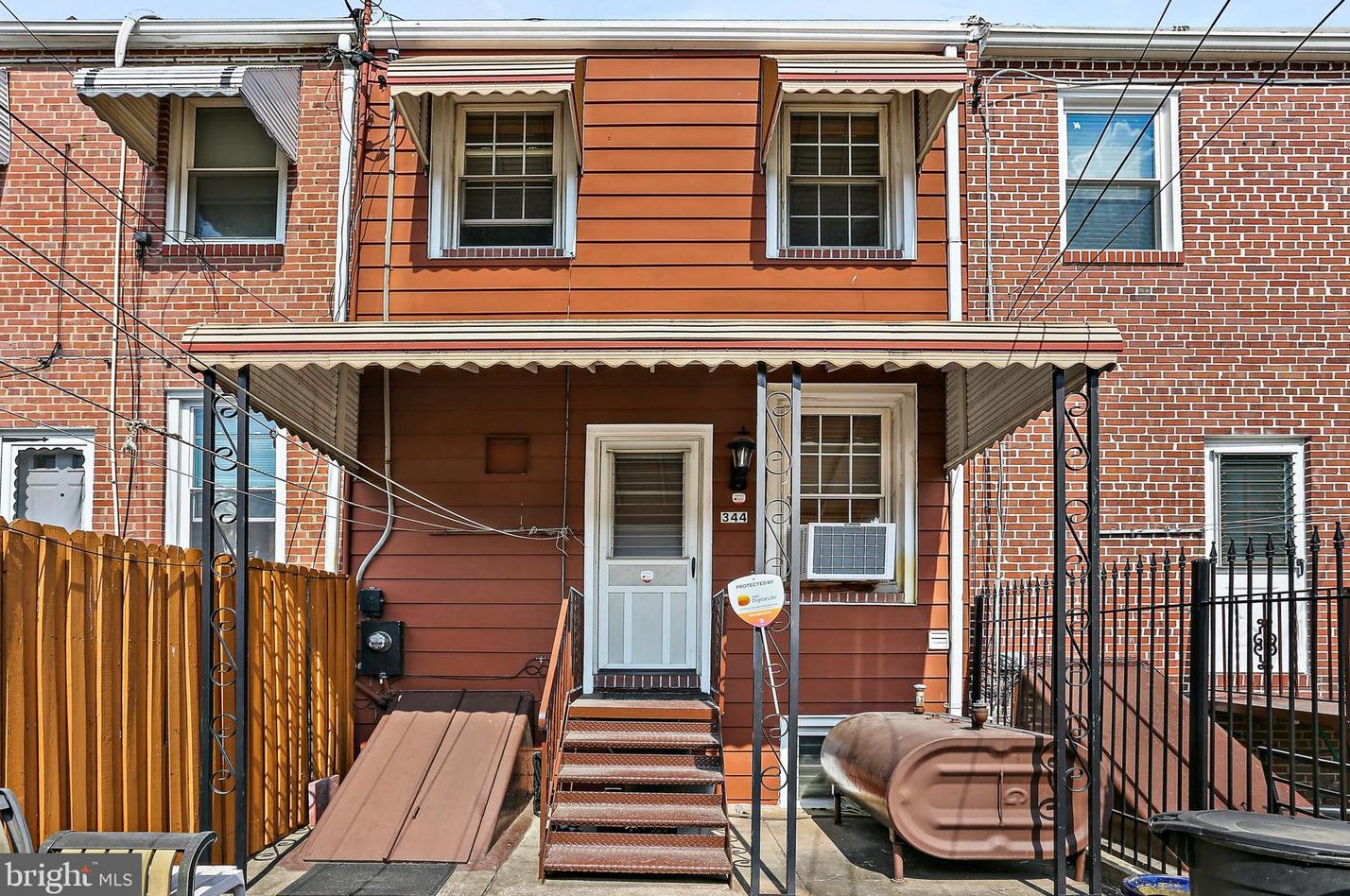 344 Folcroft St, Baltimore MD  21224-2910 exterior