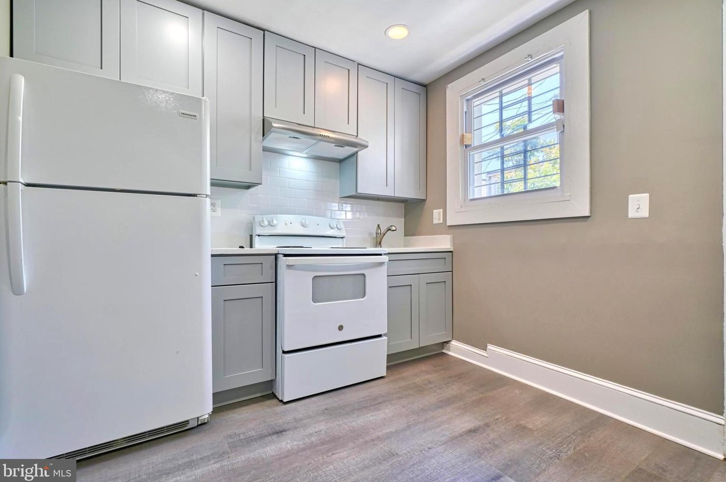 716 Belnord Ave, Baltimore MD  21205-2623 exterior