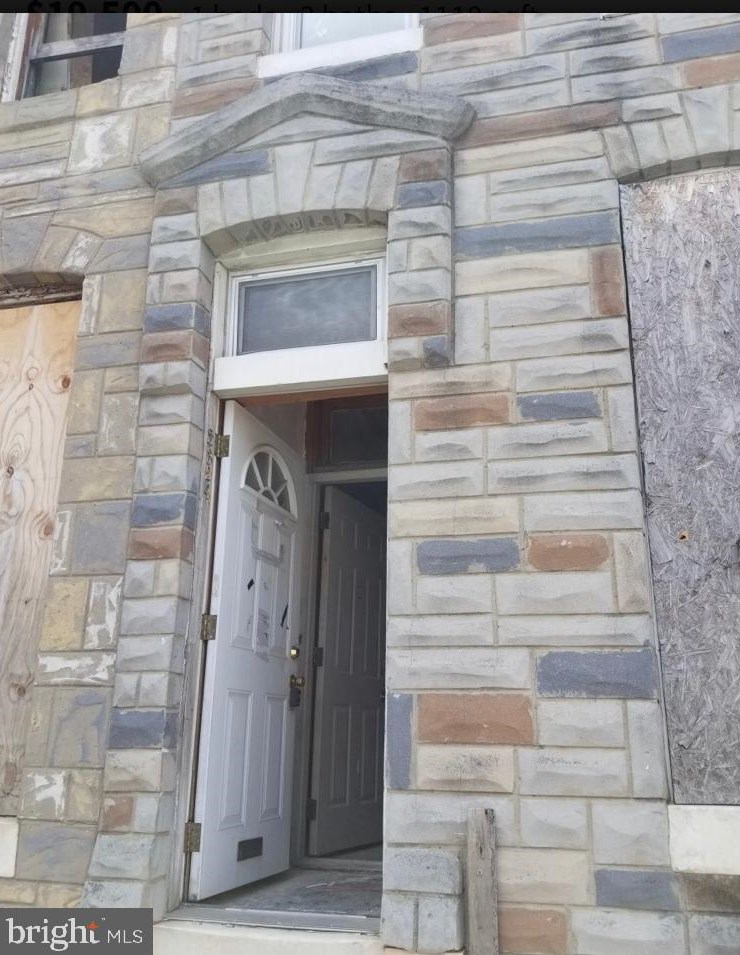 2324 Druid Hill Ave, Baltimore, MD 21217-1813