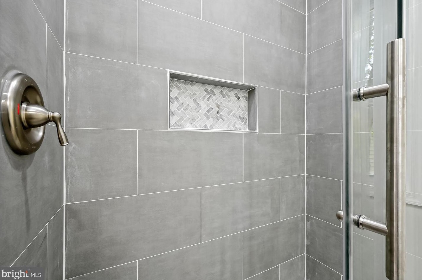 2915 Glenmore Ave, Baltimore MD 21206-2010 exterior