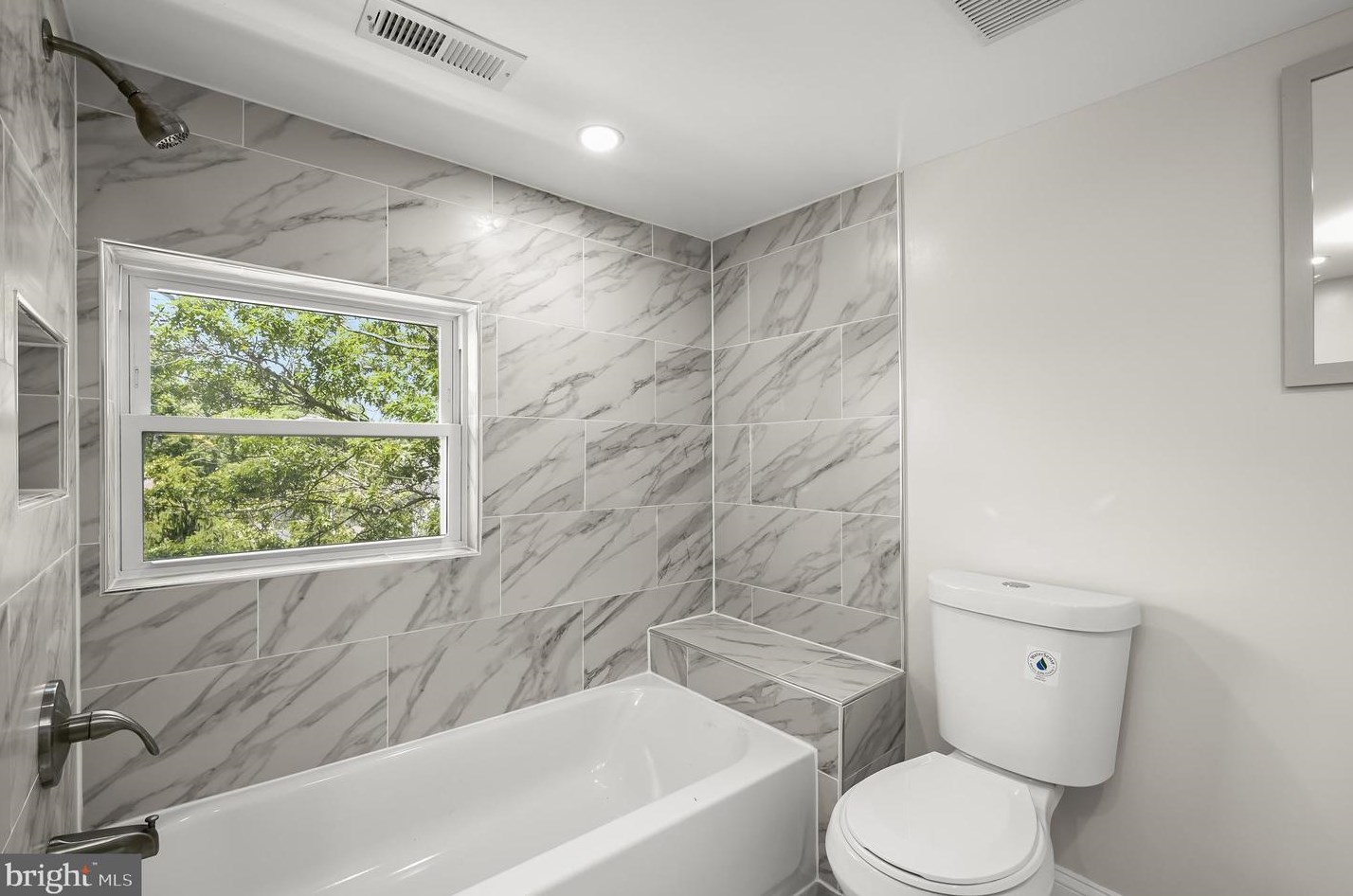 2915 Glenmore Ave, Baltimore MD 21206-2010 exterior