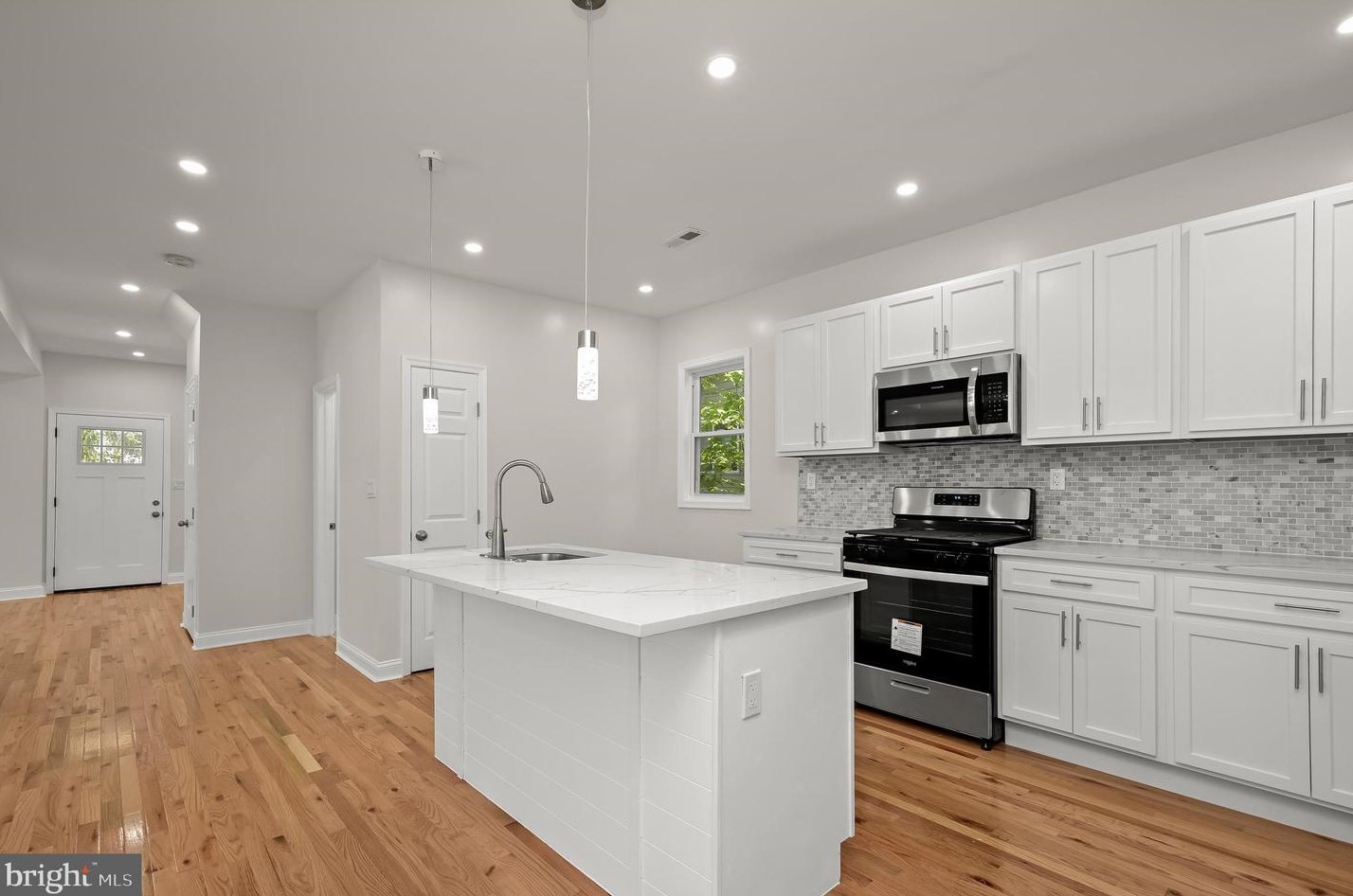 2915 Glenmore Ave, Baltimore MD 21206-2010 exterior