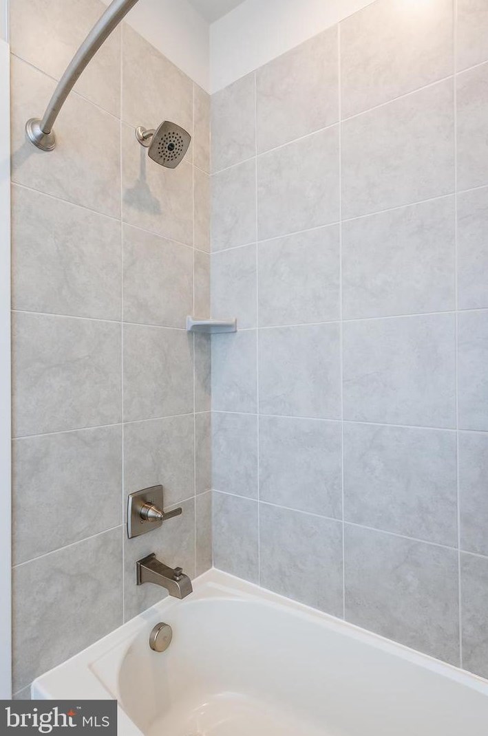 160 Oldham St, Baltimore MD  21224-2635 exterior