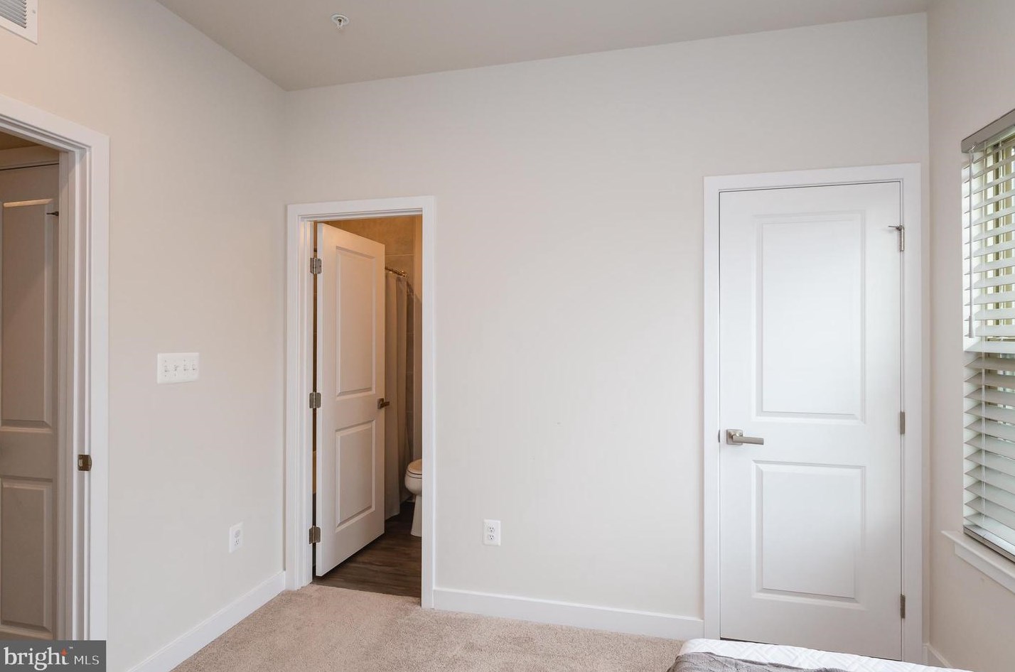 160 Oldham St, Baltimore MD  21224-2635 exterior