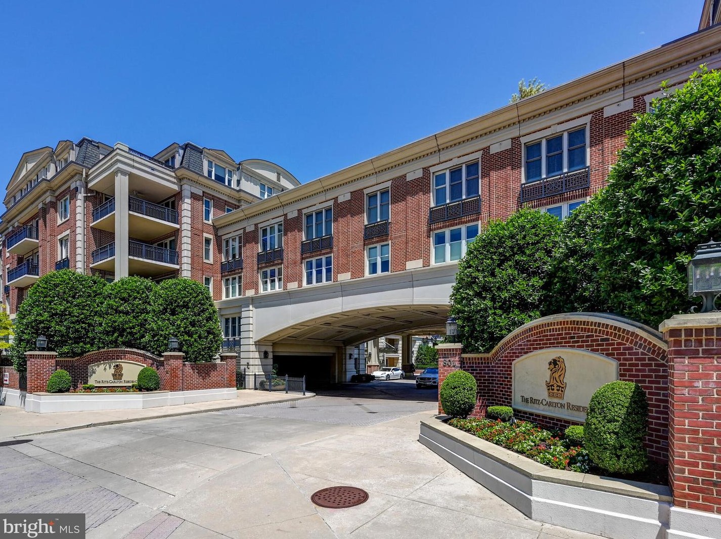 801 Key Hwy, Baltimore MD  21230-3976 exterior
