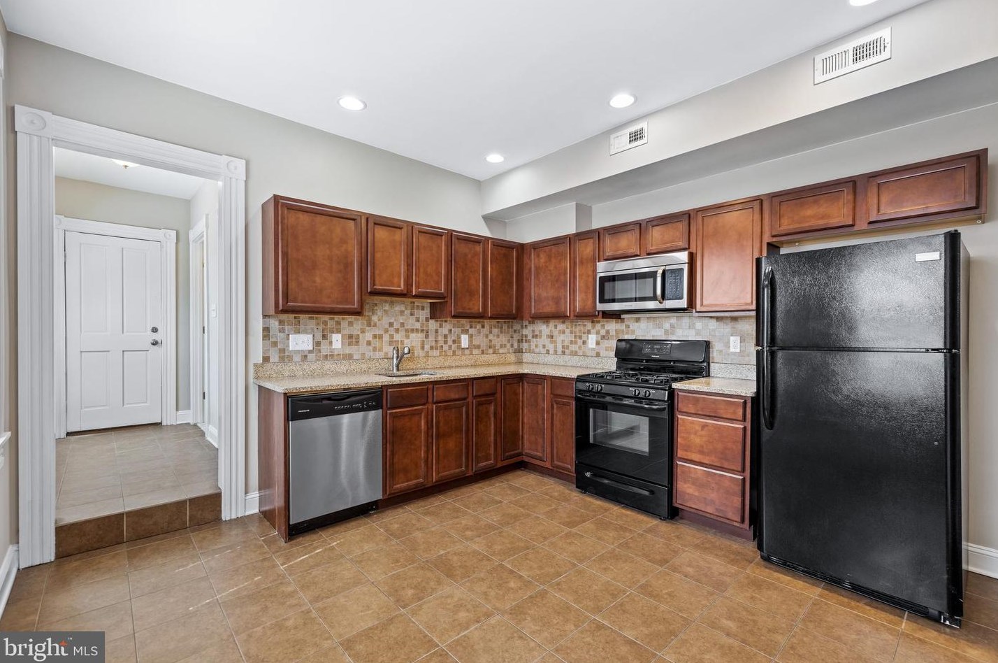 1600 Biddle St, Baltimore MD 21213-3118 exterior