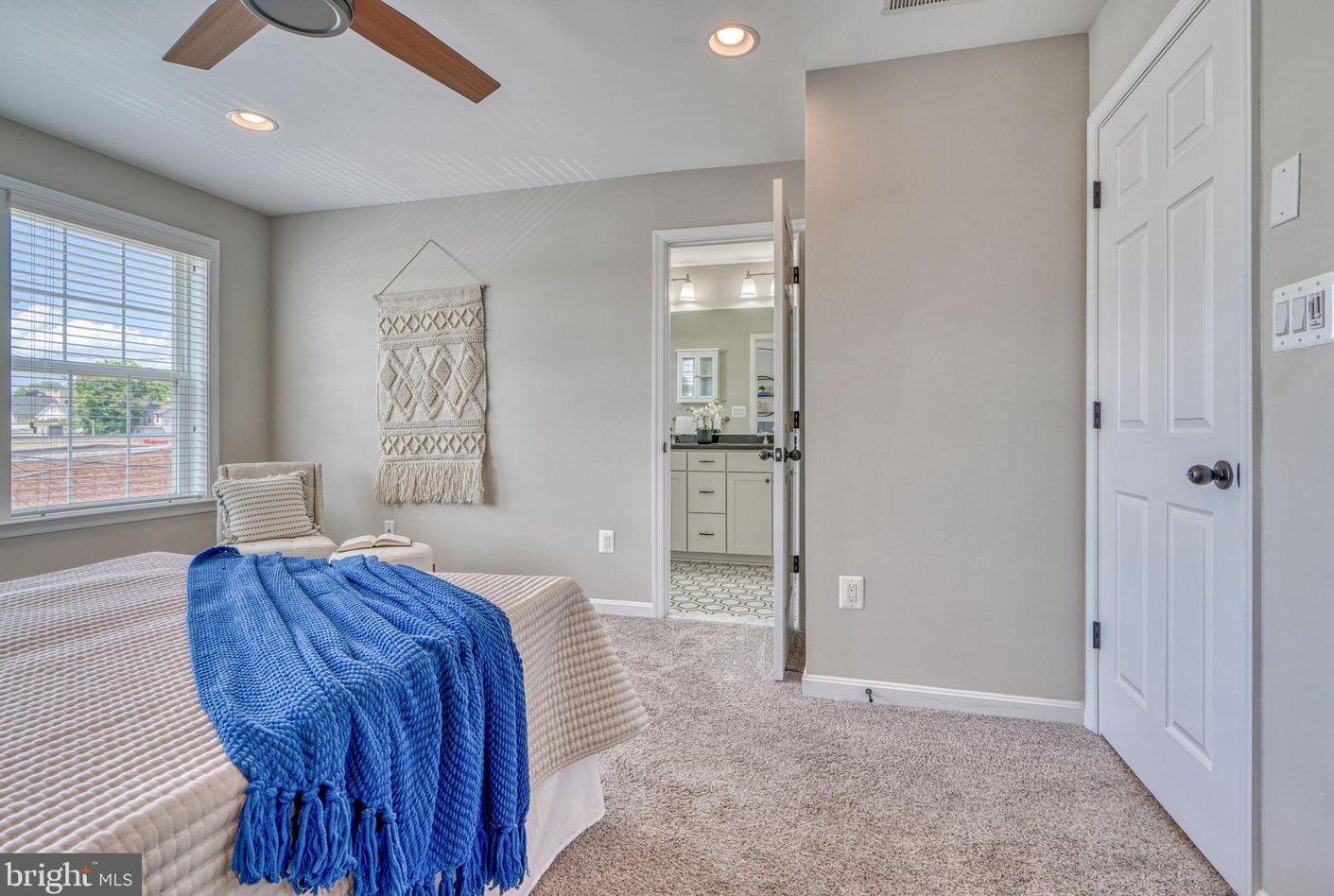 1200 Berry St, Baltimore MD 21211-1927 exterior