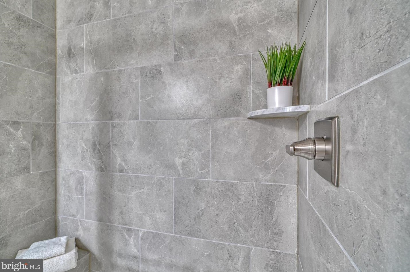 1200 Berry St, Baltimore MD 21211-1927 exterior