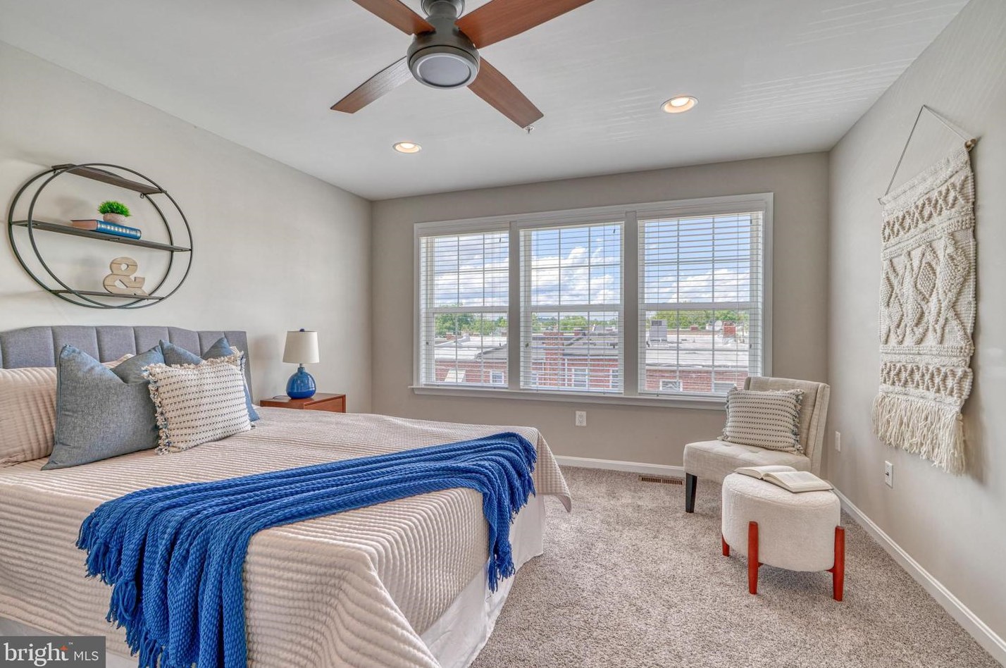 1200 Berry St, Baltimore MD 21211-1927 exterior