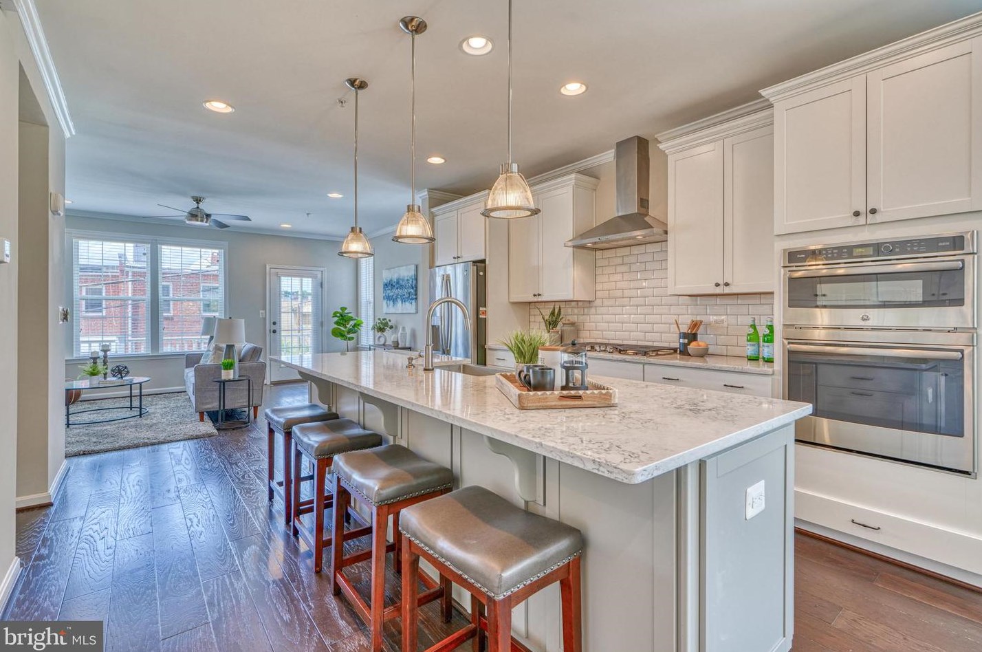 1200 Berry St, Baltimore MD 21211-1927 exterior