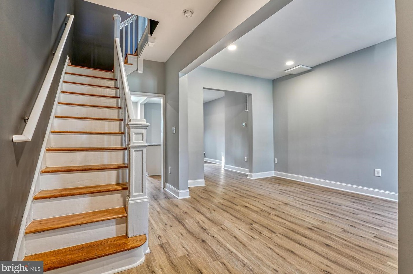 2631 Loyola Northway, Baltimore MD  21215-7001 exterior