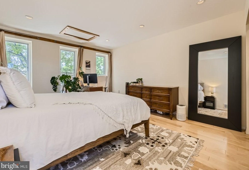 821 Barre St, Baltimore MD 21230-2421 exterior